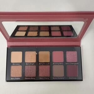 Violet Voss ~Berries N' Cream Dreams 10 Color Velvety Eye Shadows Palette NIBM32